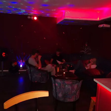 Studio De 3 Frontiere
